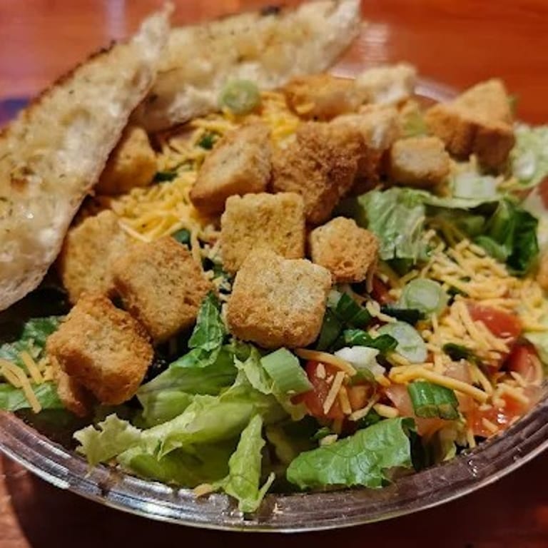 Classic Caesar Salad: Fresh, Crisp, Delicious